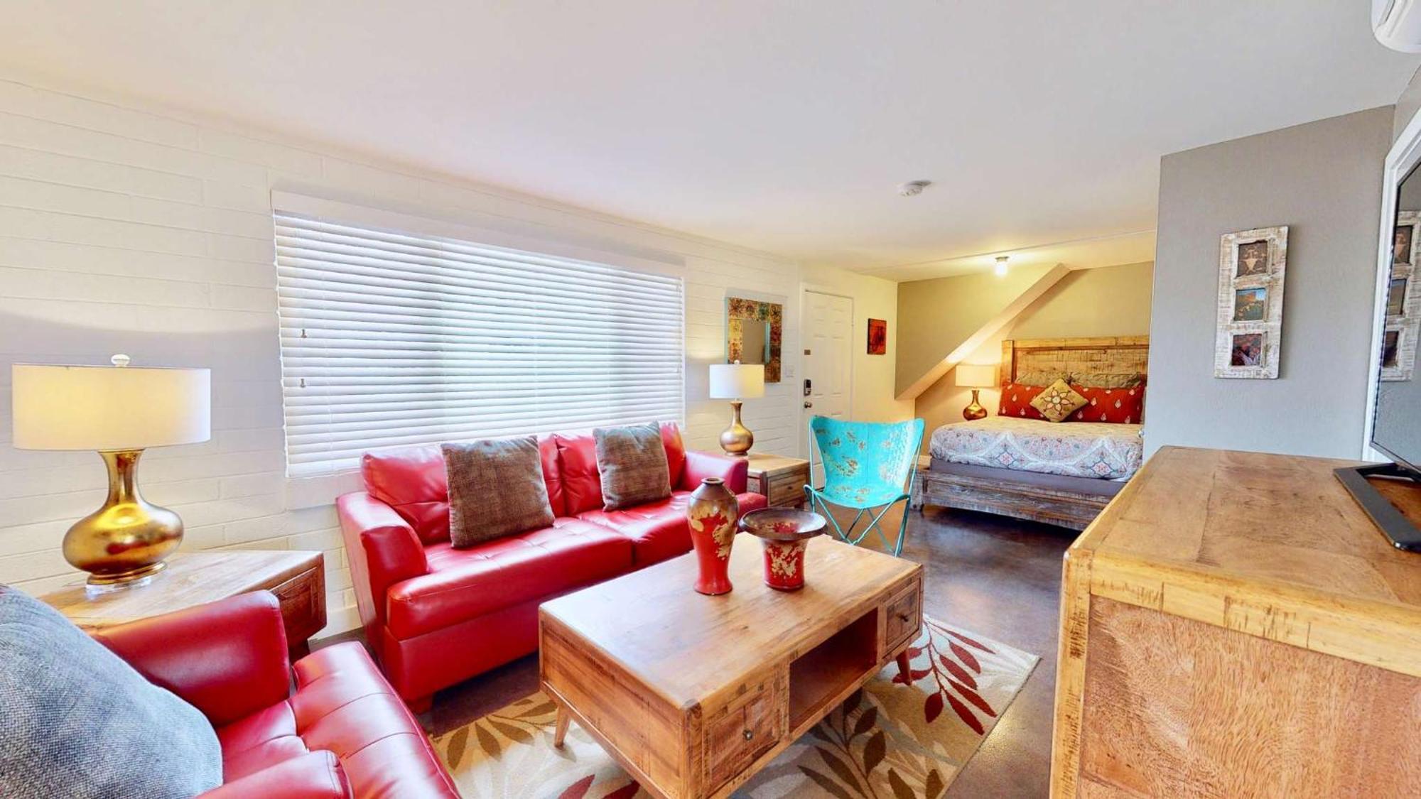 Downtown Cozy Base - Purple Sage 6 Holiday home
